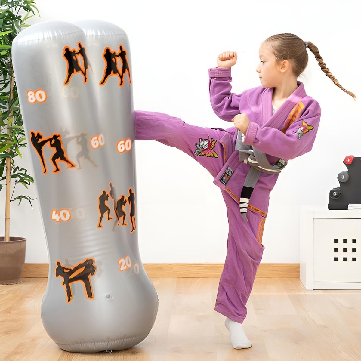 Boxsack für Kinder ab 6 Jahren stehend | Aufblasbar (inkl. Pumpe), schnell aufgebaut & platzsparend | Spielerisch Bewegung, Ausdauer, Kraft & Geist stärken | Kickboxen Lernen