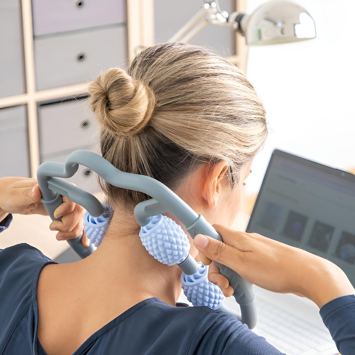 Muskel-Roller Massage | Muskel-Massagegerät Ganzkörper | Muskelentspannung Nacken, Arme & Beine | Massageroller Gerät mit Griff