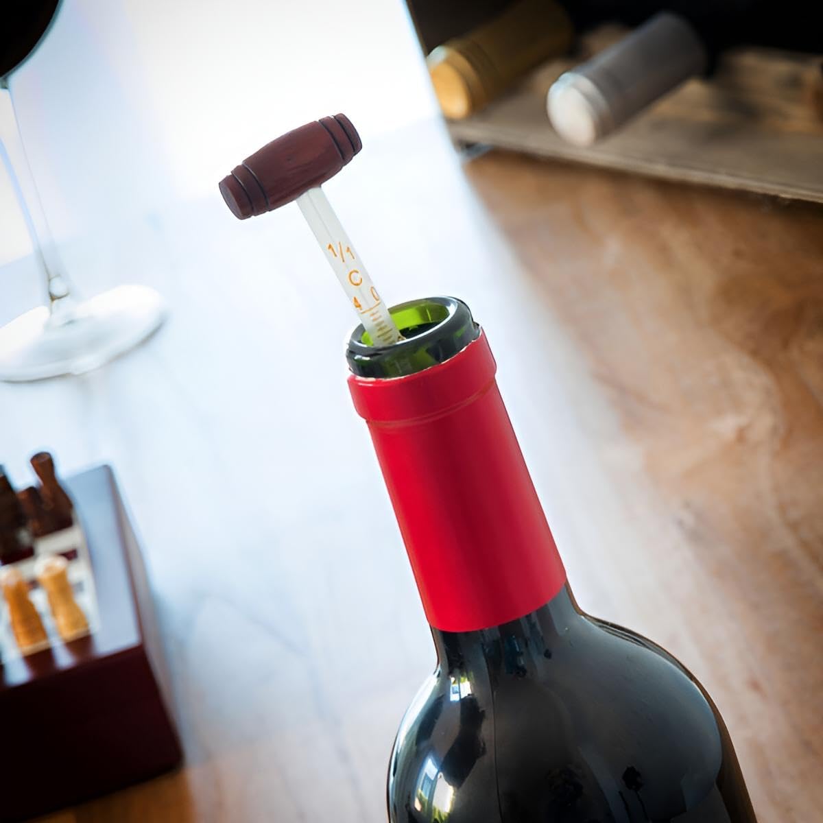 Premium Weinzubehör Geschenkset 37-teilig mit Holzkiste | Geschenkbox für Frauen & Männer | Ausgefallene/Lustige Geschenkidee zu Weihnachten, Ostern & persönlichen Jahrestagen